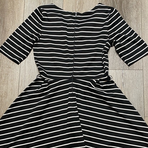 BCX Women’s Fit & Flare Skater Short Sleeve Stripe Dress Black & White Size 3 - Picture 12 of 16